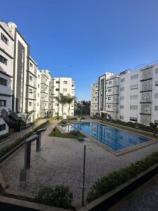 appartement vue sur piscine